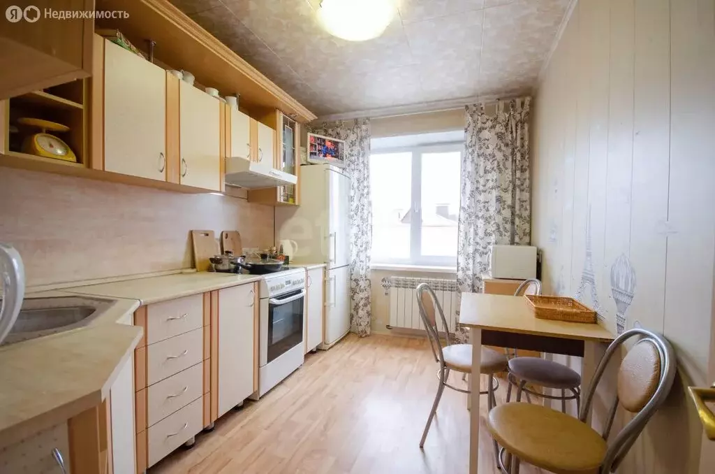 2-комнатная квартира: Ялуторовск, улица Карла Либкнехта, 22 (51.5 м) - Фото 1