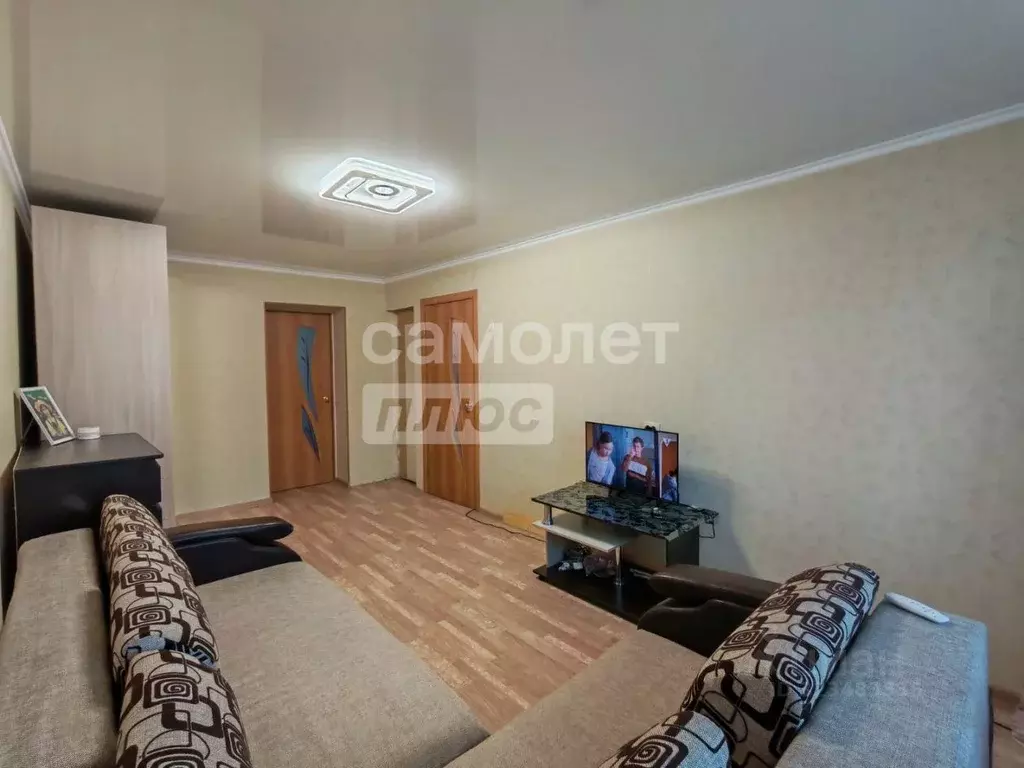 2-к кв. Хабаровский край, Комсомольск-на-Амуре Пионерская ул., 6 (44.7 ... - Фото 1