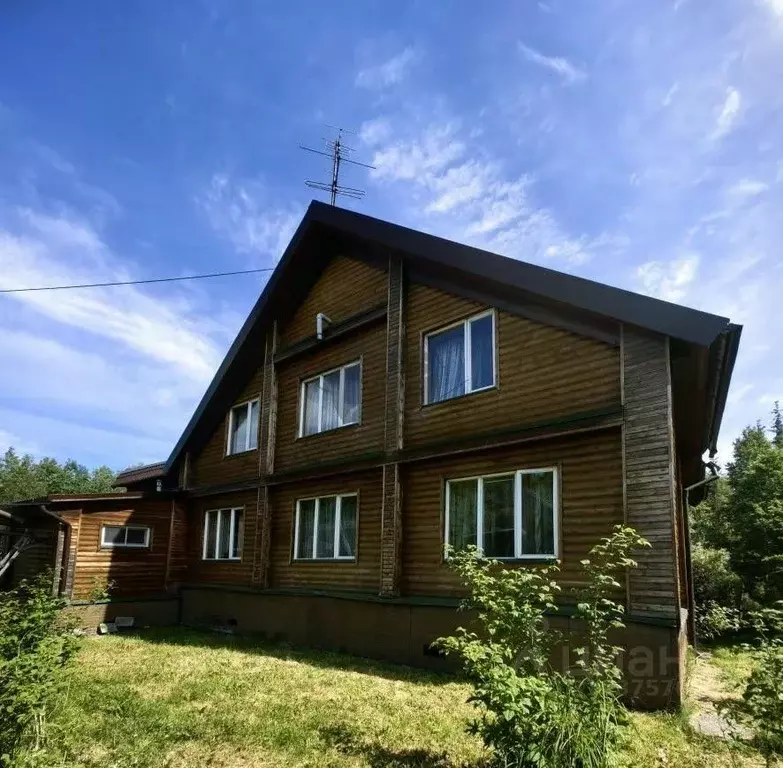 Дом в Камчатский край, Елизово проезд Излучина (246 м) - Фото 1