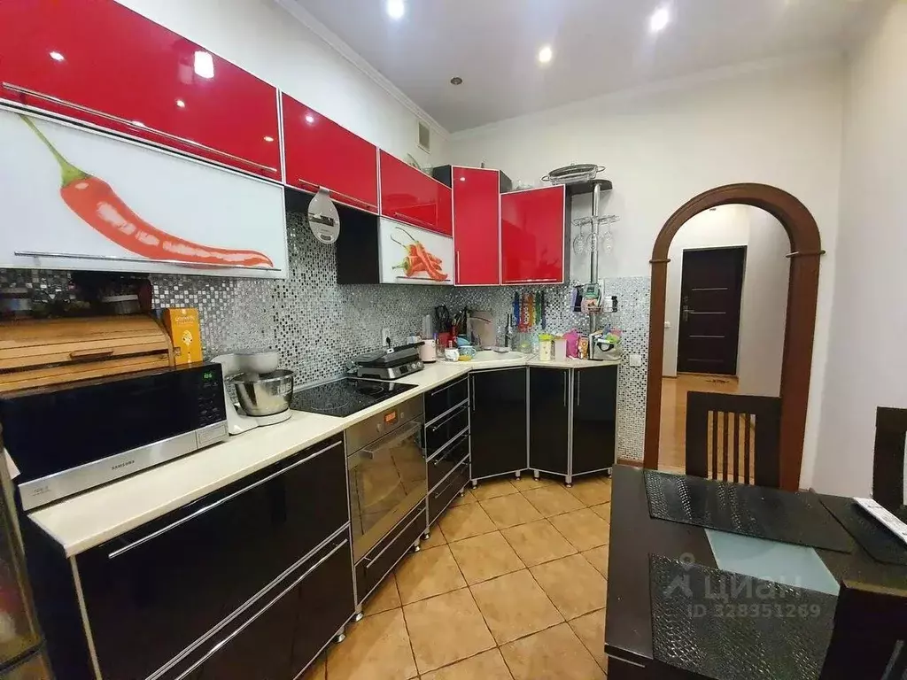 2-к кв. Хакасия, Абакан ул. Стофато, 14 (72.0 м) - Фото 1