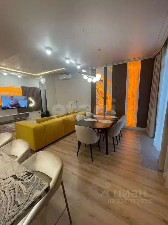 2-к кв. Санкт-Петербург ул. Ленсовета, 87к3 (97.8 м) - Фото 1