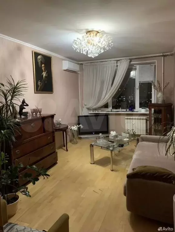 Комната 18 м в 2-к., 10/14 эт. - Фото 1