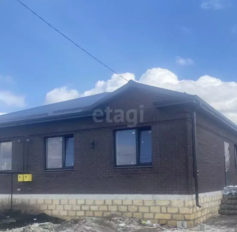 Дом в Ставропольский край, Михайловск Шпаковский район, ул. Бориса ... - Фото 1