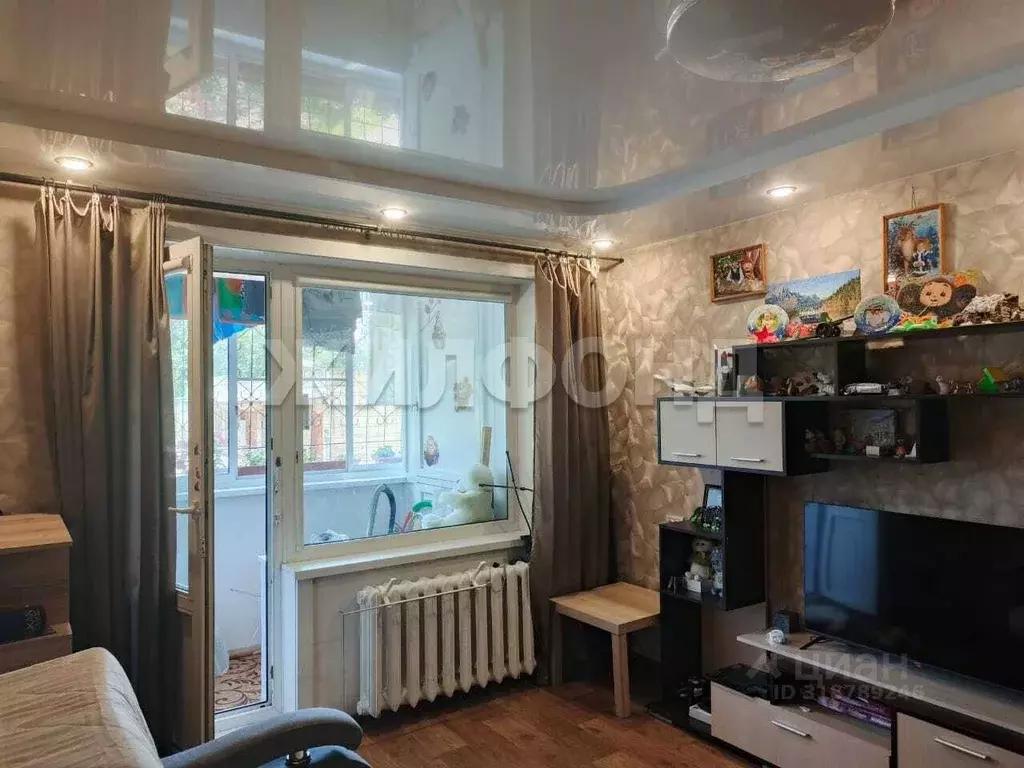 2-к кв. Новосибирская область, Новосибирск Шлюз мкр, ул. Русская, 3 ... - Фото 1