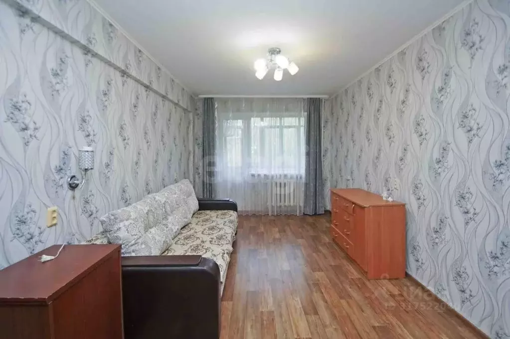3-к кв. Омская область, Омск ул. Ермолаева, 8 (58.5 м) - Фото 0