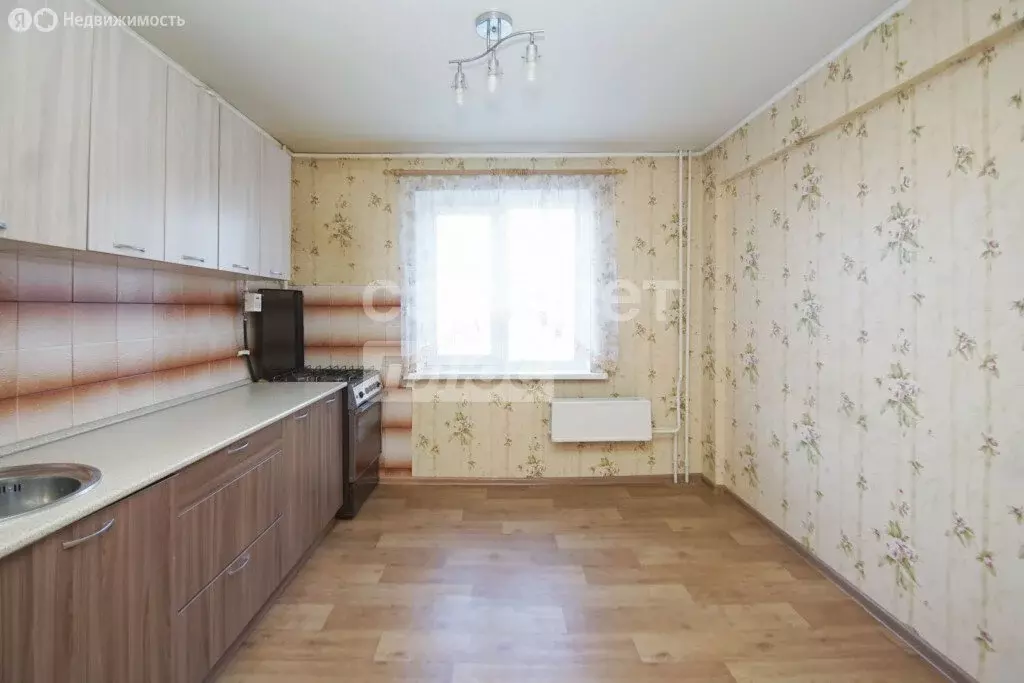3-комнатная квартира: Омск, микрорайон Московка, 2-я Ленинградская ... - Фото 0