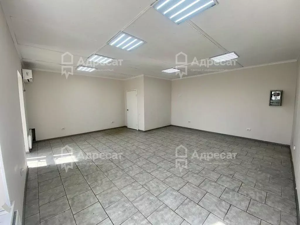 Офис в Волгоградская область, Волгоград ул. Имени Комиссара Милиции ... - Фото 1