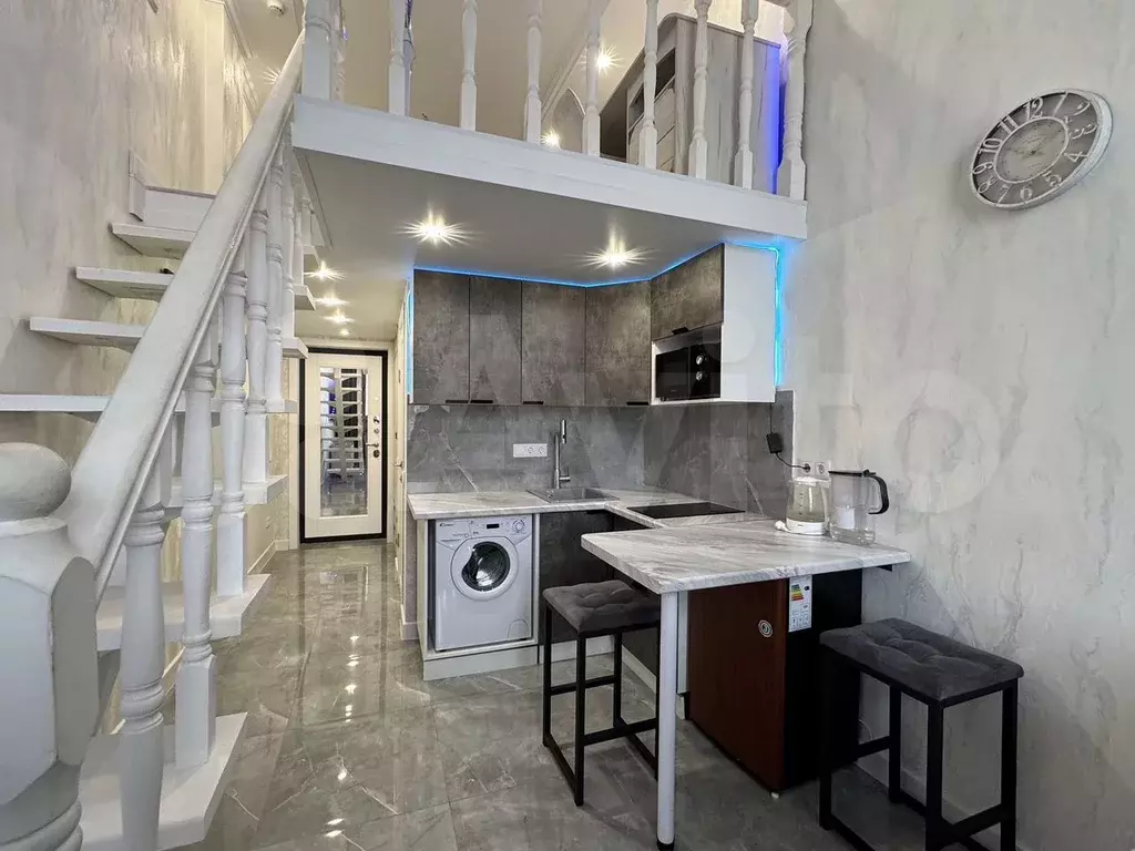 Апартаменты-студия, 30 м, 2/3 эт. - Фото 0