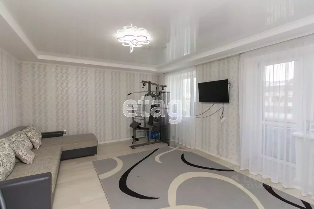 2-к кв. Тюменская область, Тюмень Камчатская ул., 2/1 (55.2 м) - Фото 1