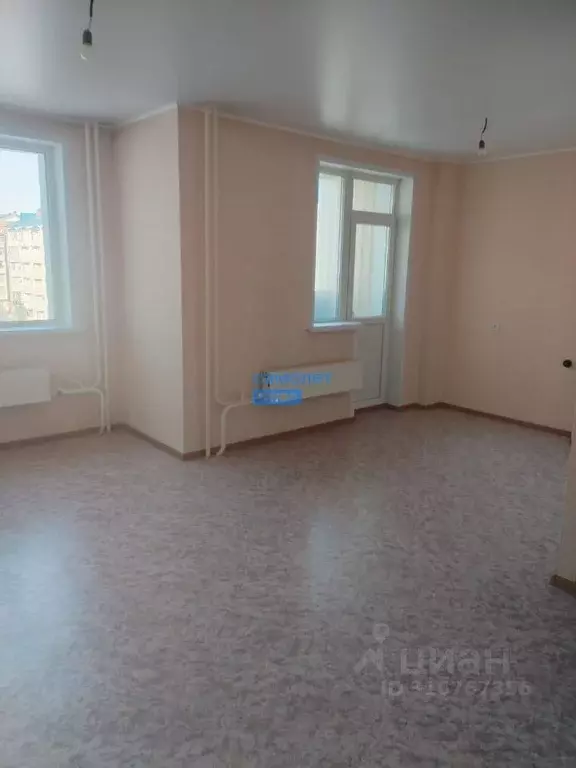 Студия Алтайский край, Бийск Ленинградская ул., 36 (30.0 м) - Фото 0