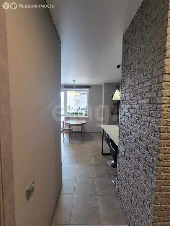 1-комнатная квартира: Омск, улица Перелёта, 19 (40 м) - Фото 2