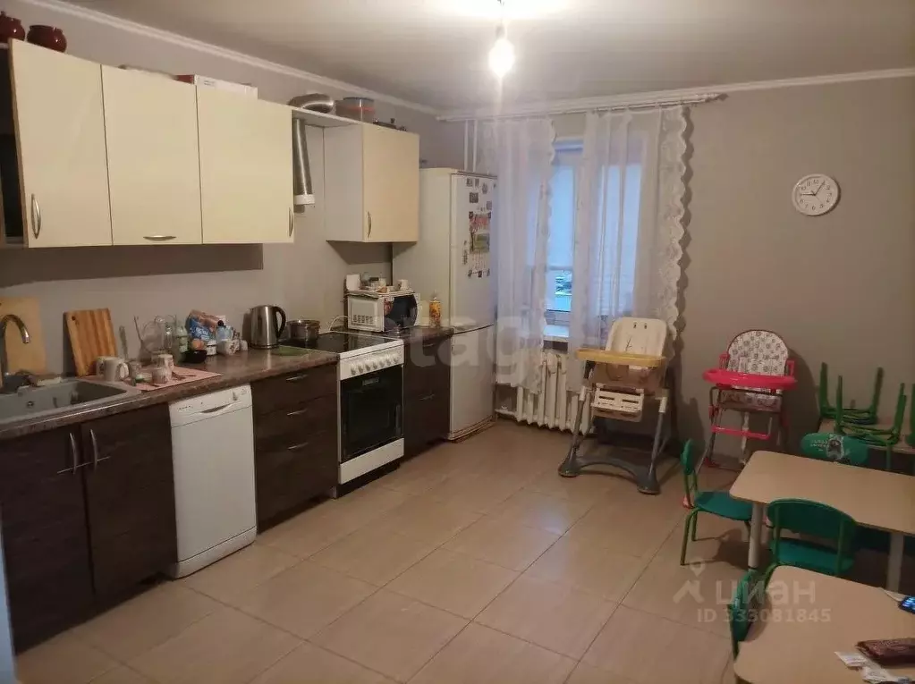 3-к кв. Тюменская область, Тюмень Солнечный проезд, 8к2 (75.3 м) - Фото 1