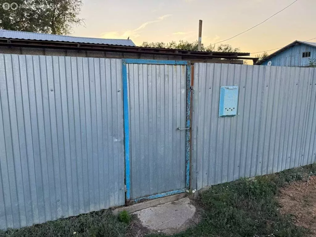 Дом в Илекский район, Димитровский сельсовет (80 м) - Фото 1