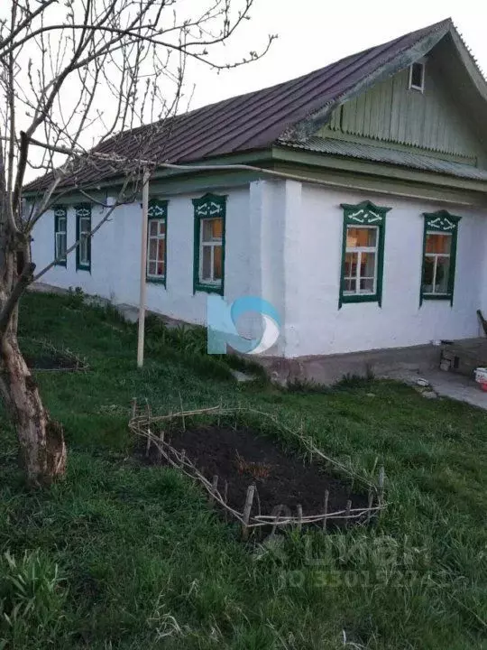 Дом в Башкортостан, Альшеевский район, Шафрановский сельсовет, с. ... - Фото 1