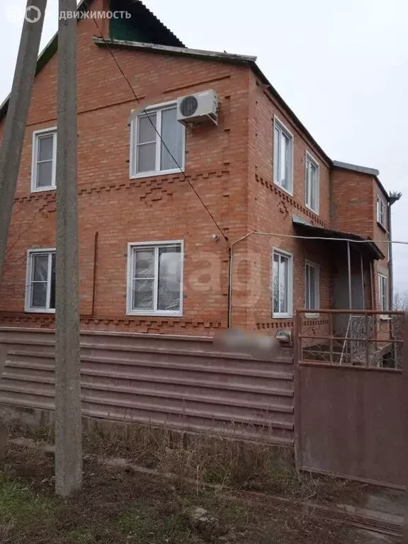 Дом в станица Мелиховская, Крестьянская улица (202 м) - Фото 0