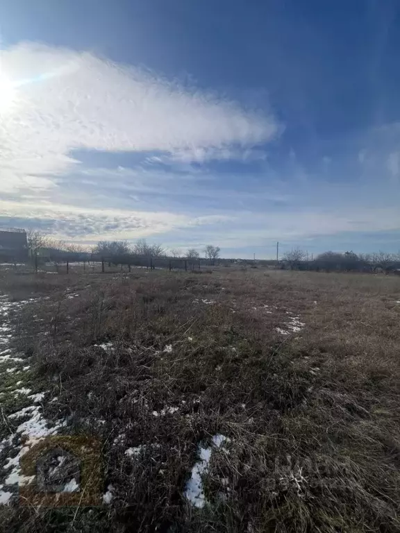 Участок в Крым, Симферопольский район, с. Урожайное  (6.0 сот.) - Фото 2