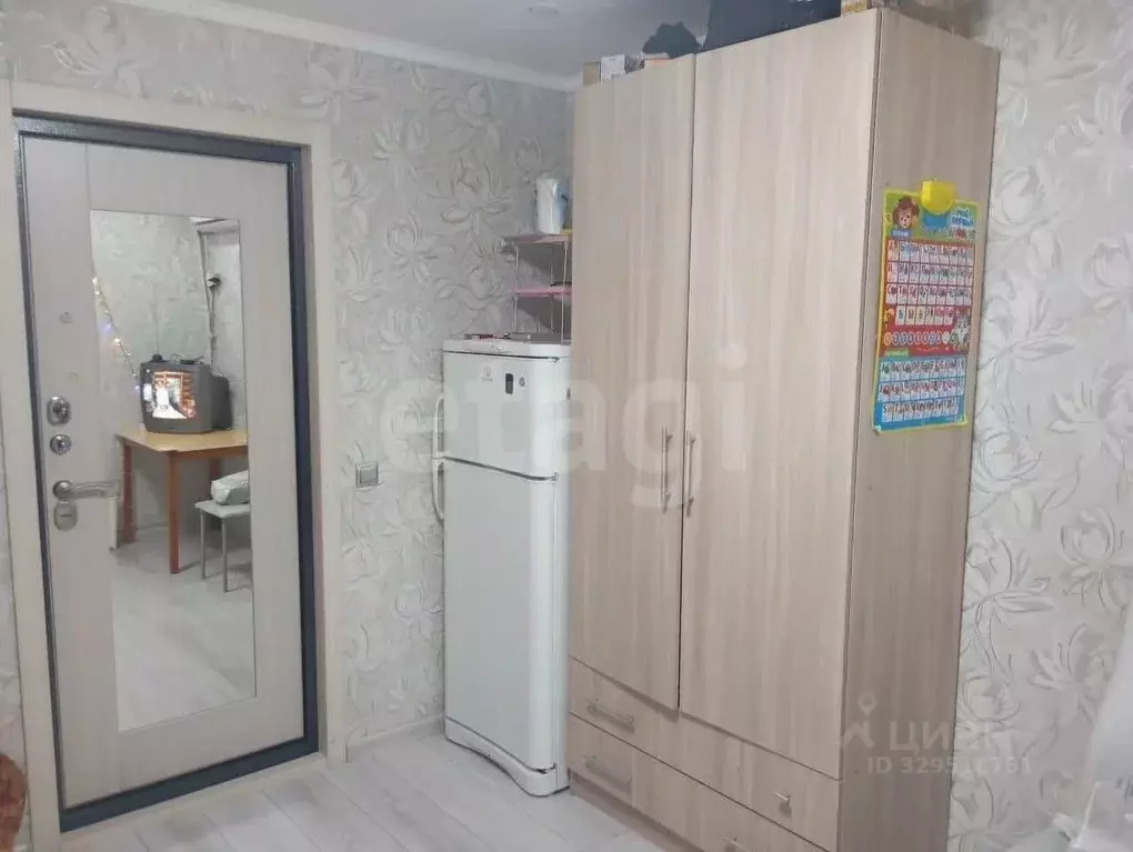 Комната Тюменская область, Тюмень Олимпийская ул., 27 (12.9 м) - Фото 1