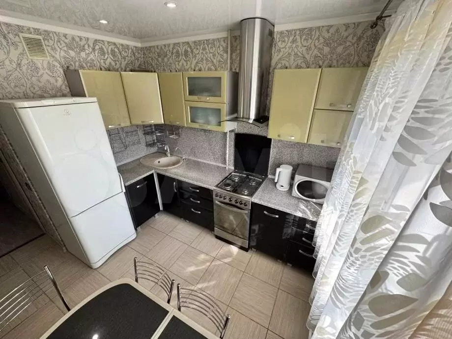 3-к. квартира, 58,4 м, 2/5 эт. - Фото 1