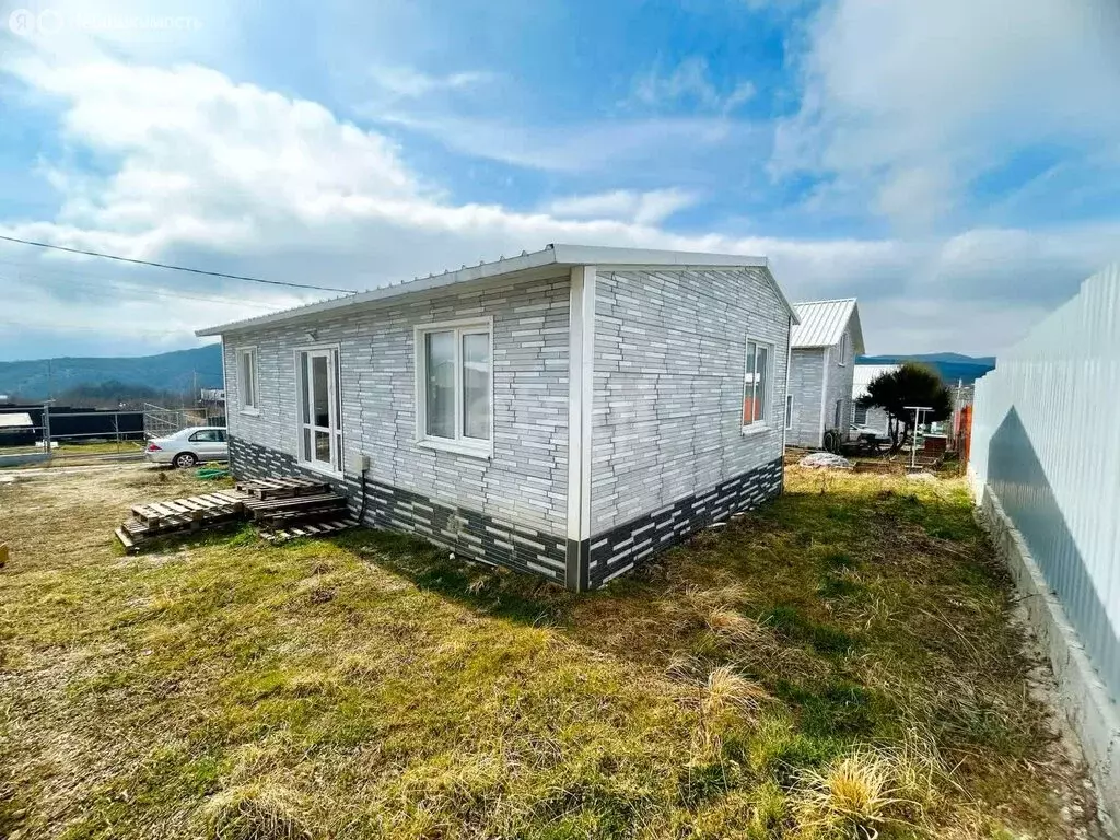 Дом в село Борисовка, Зеркальный проезд (64.6 м) - Фото 1