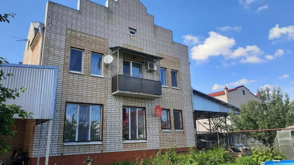 Дом в Саратовская область, Энгельс пос. Лунный, (276.0 м) - Фото 1