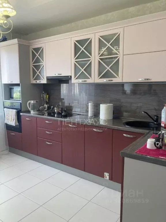 3-к кв. Владимирская область, Владимир ул. Новгородская, 19А (79.8 м) - Фото 1