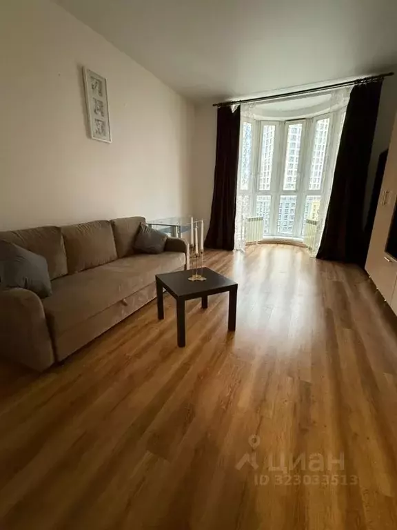 1-к кв. Свердловская область, Екатеринбург ул. Авиационная, 10 (44.0 ... - Фото 1