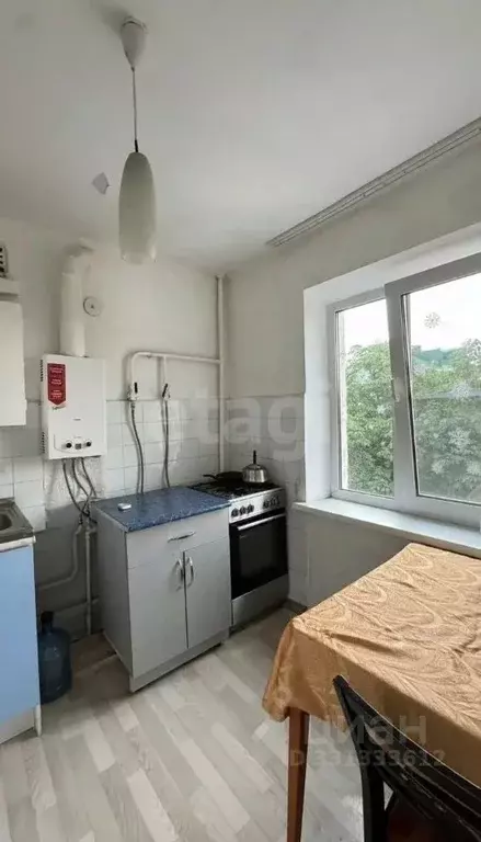 2-к кв. Адыгея, Майкоп Краснооктябрьская ул., 4 (44.7 м) - Фото 1