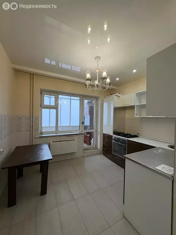 2-комнатная квартира: Якутск, улица Петровского, 32 (55.2 м) - Фото 1