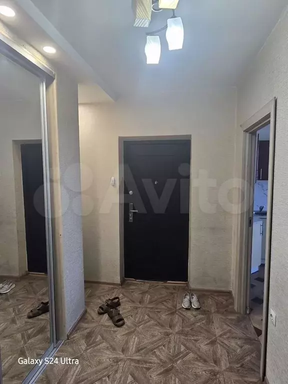 1-к. квартира, 429 м, 4/5 эт. - Фото 0