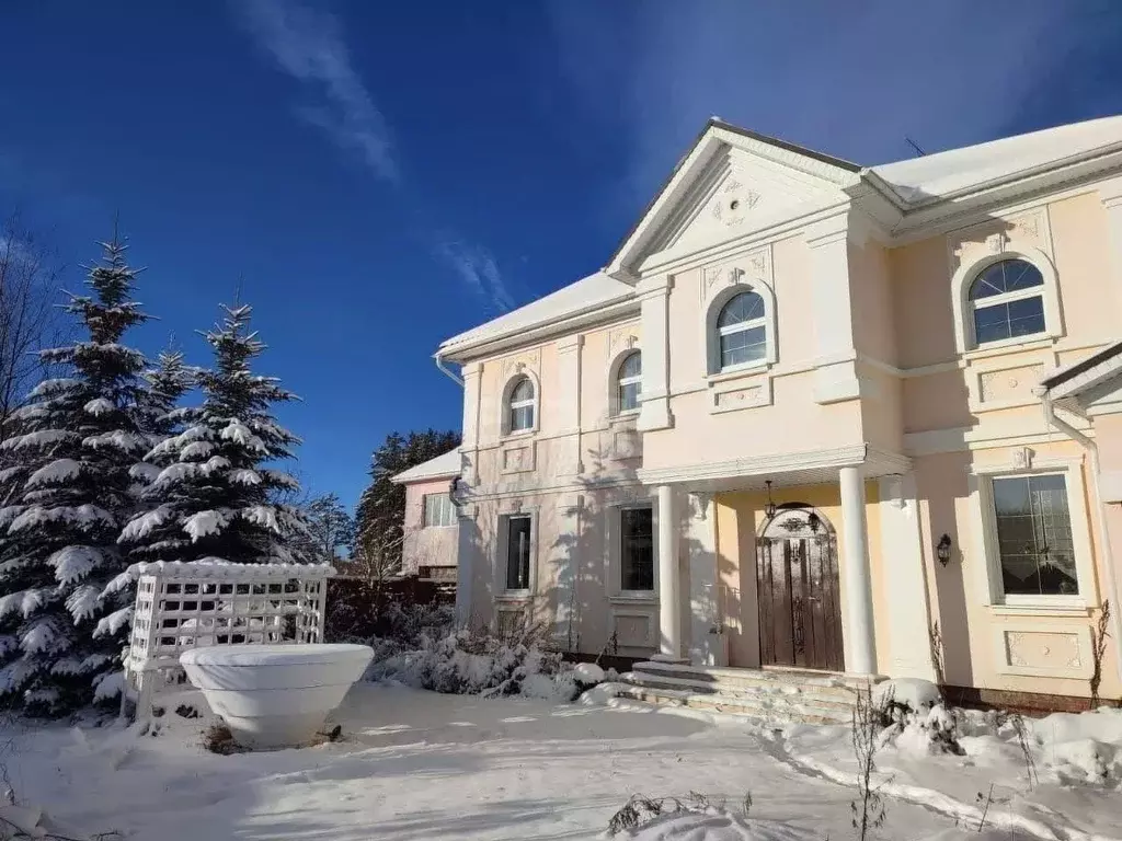 Дом в Свердловская область, Верхняя Пышма городской округ, с. Балтым ... - Фото 1