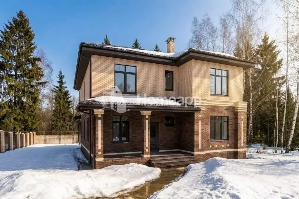 Дом в Московская область, Красногорск городской округ, Нахабино пгт ... - Фото 1