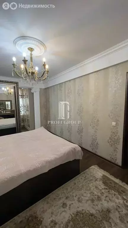 3-комнатная квартира: Махачкала, улица Зои Космодемьянской, 52 (81 м) - Фото 0