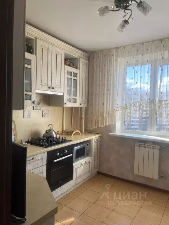 3-к кв. Белгородская область, Белгород ул. Щорса, 49 (74.0 м) - Фото 1