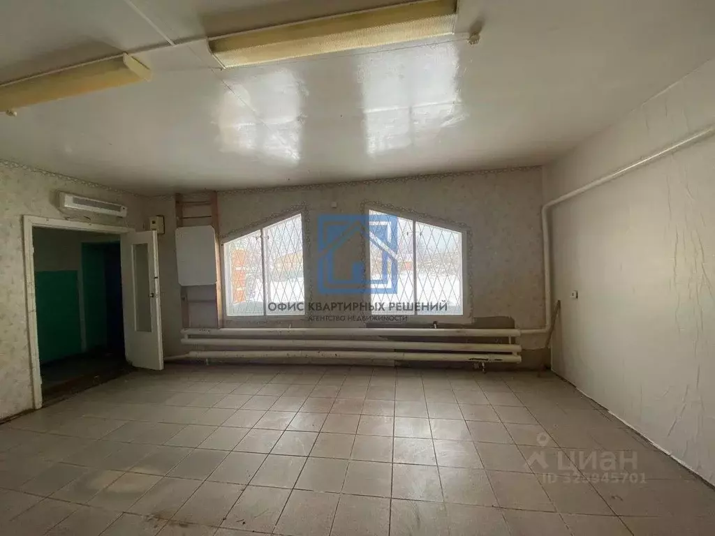 Торговая площадь в Пензенская область, Мокшанский район, с. Чернозерье ... - Фото 1