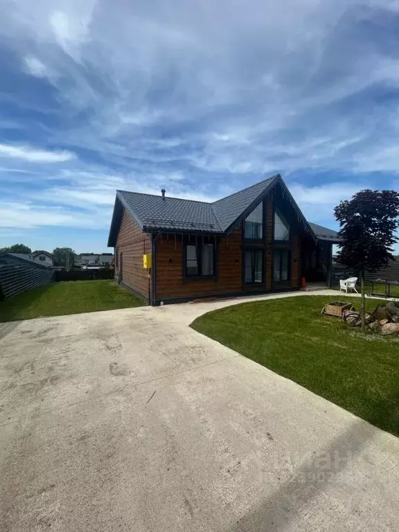 Дом в Ленинградская область, Гатчинский муниципальный округ, д. ... - Фото 1