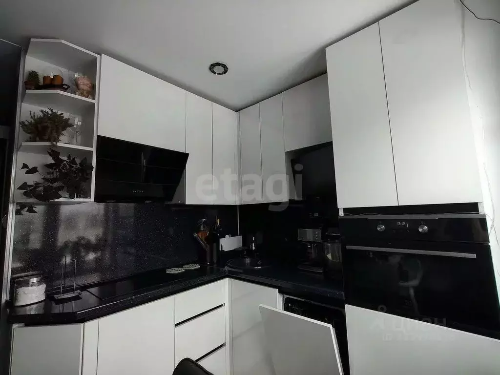 3-к кв. Амурская область, Тында ул. Красная Пресня, 32 (57.4 м) - Фото 2