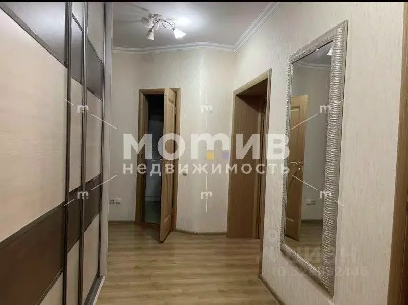2-к кв. Тюменская область, Тюмень Минская ул., 67к1 (80.0 м) - Фото 1