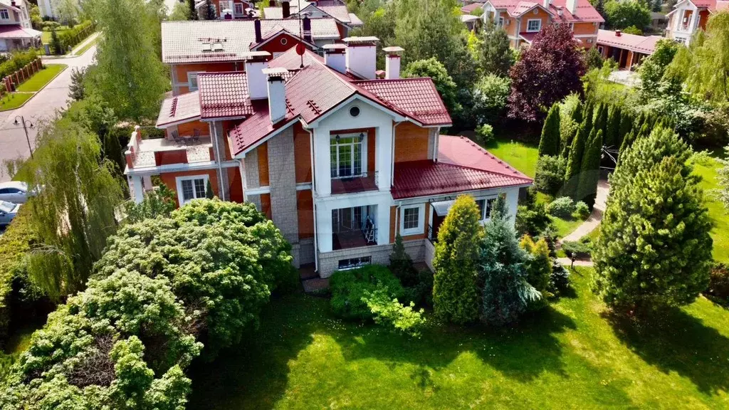 Дом 429 м на участке 50 сот. - Фото 0