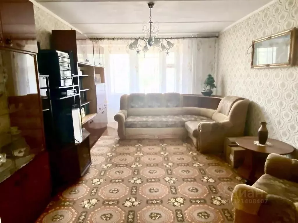 3-к кв. Вологодская область, пос. Кувшиново ул. Майская, 12 (59.0 м) - Фото 1