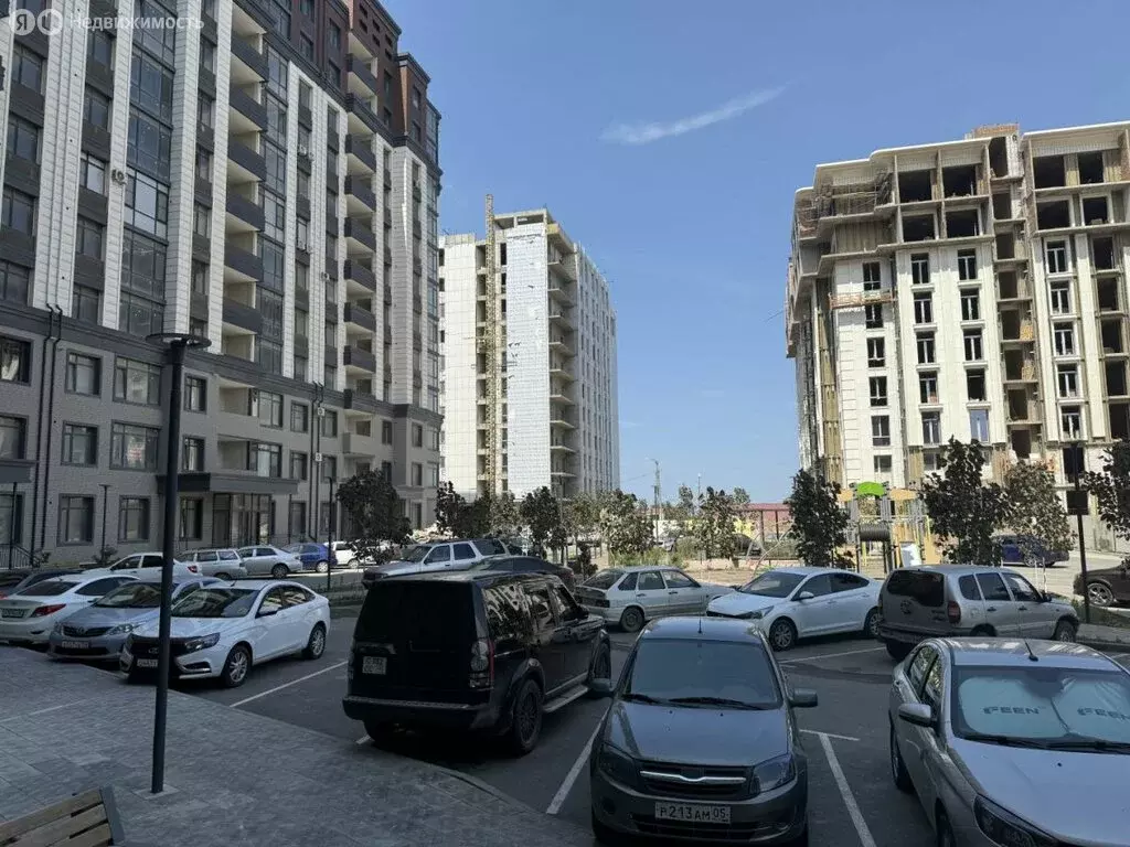 2-комнатная квартира: Каспийск, улица М. Халилова, 3А (92 м) - Фото 2