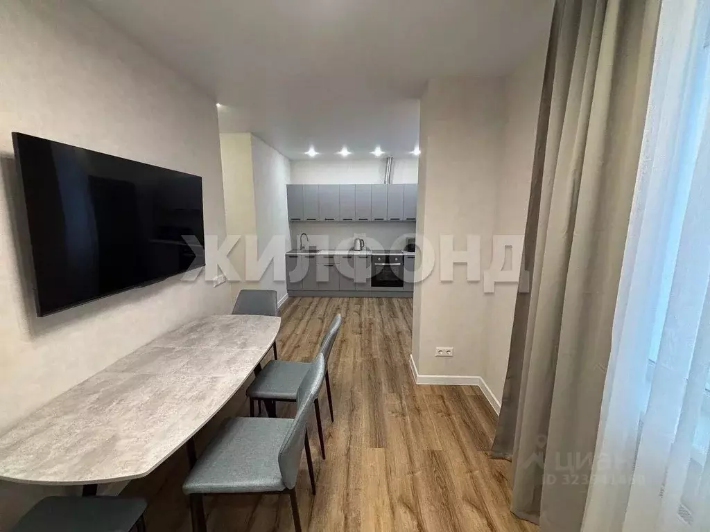 1-к кв. Новосибирская область, Новосибирск Закаменский мкр, 13 (61.0 ... - Фото 1