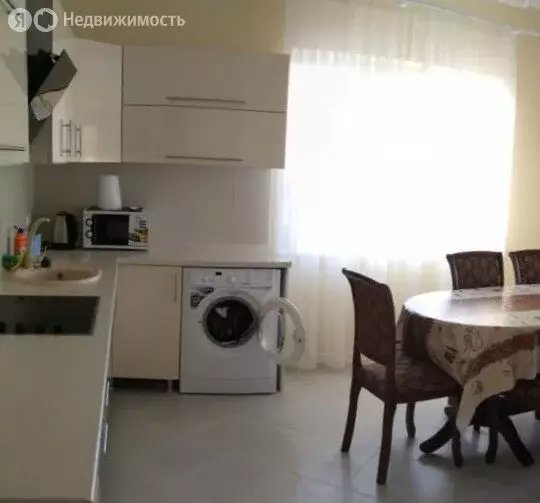 1-комнатная квартира: Краснодар, улица Тюляева, 35 (30 м) - Фото 1