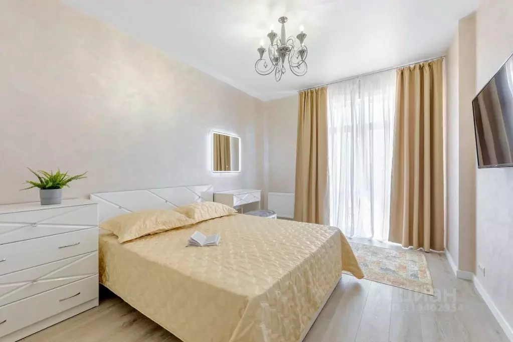 2-к кв. Краснодарский край, Геленджик ул. Мира, 44лит6 (70.0 м) - Фото 0