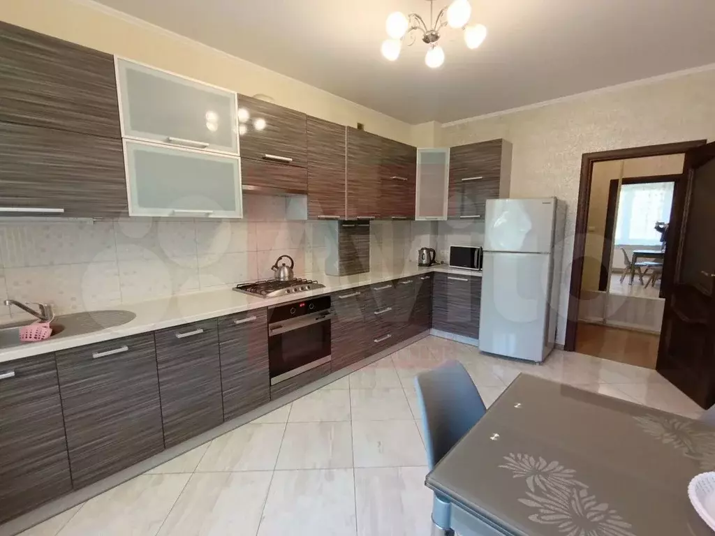 2-к. квартира, 70 м, 4/8 эт. - Фото 1