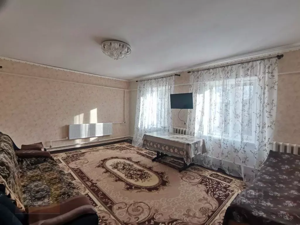 Дом в Крым, Сакский район, с. Молочное ул. Мира, 36 (90 м) - Фото 1