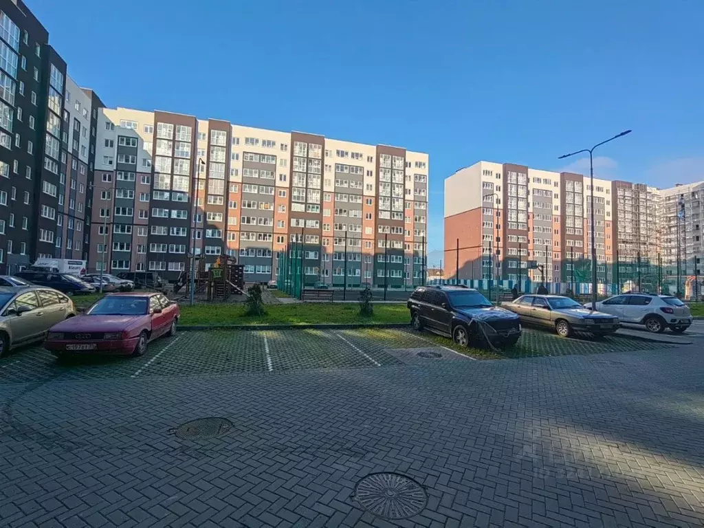 3-к кв. Калининградская область, Калининград бул. Борисовский, 17 ... - Фото 2