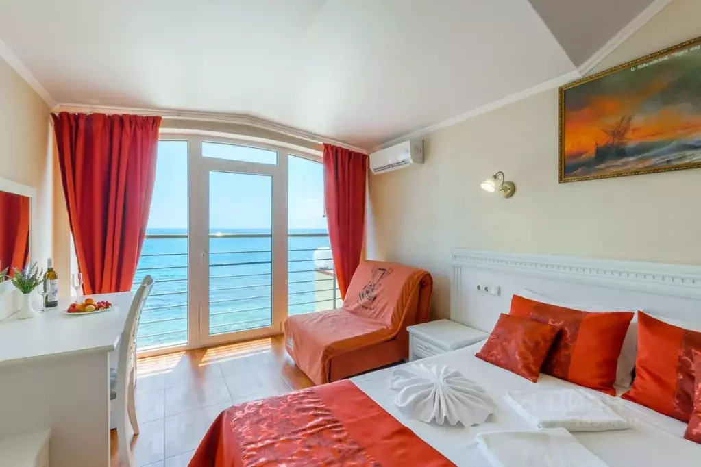 Комната Крым, Феодосия наб. Черноморская, 36В (27.0 м) - Фото 2