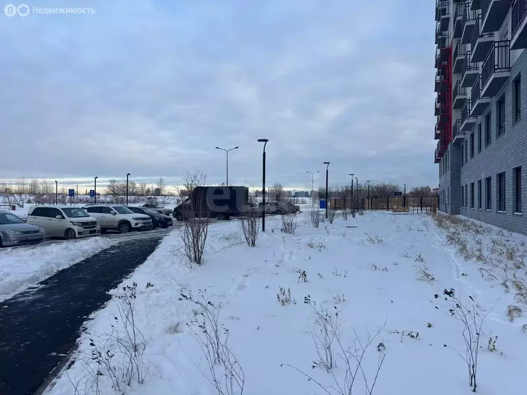 Квартира-студия: Тюмень, Краснооктябрьская улица, 16к1 (32 м) - Фото 1