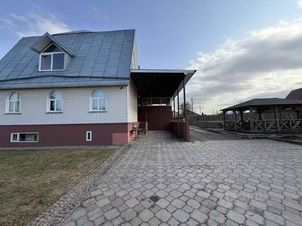 Дом в Ленинградская область, Ломоносовский район, д. Гостилицы ул. ... - Фото 1