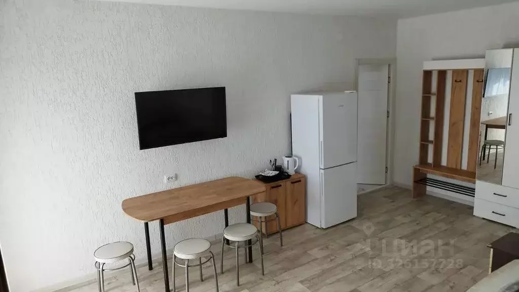 Комната Крым, Сакский район, Новофедоровка пгт пер. Дегтярева, 4 - Фото 1